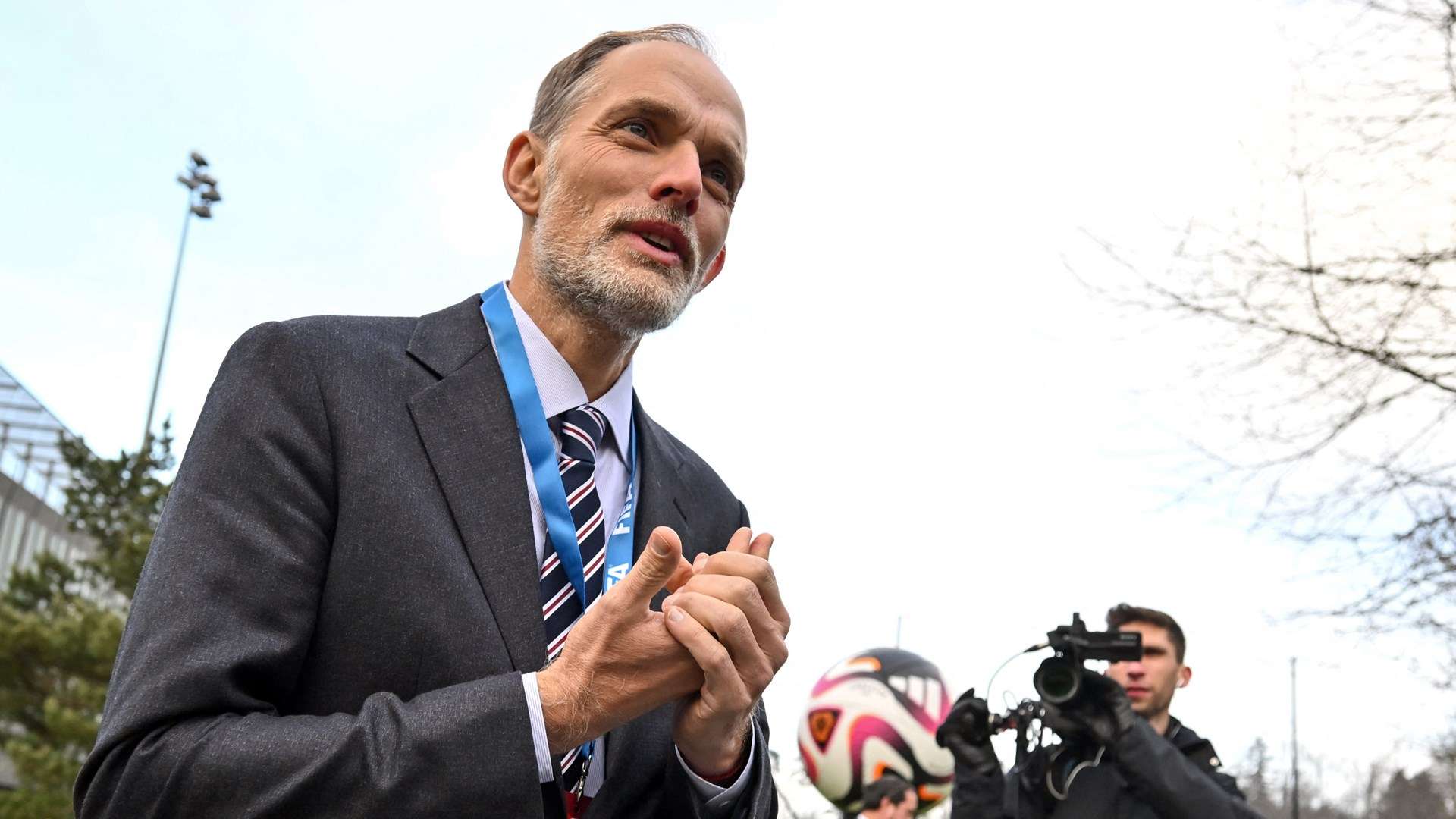 德甲：多特蒙德1-1沃爾夫斯堡，菲爾克魯格閃擊格哈特扳平.